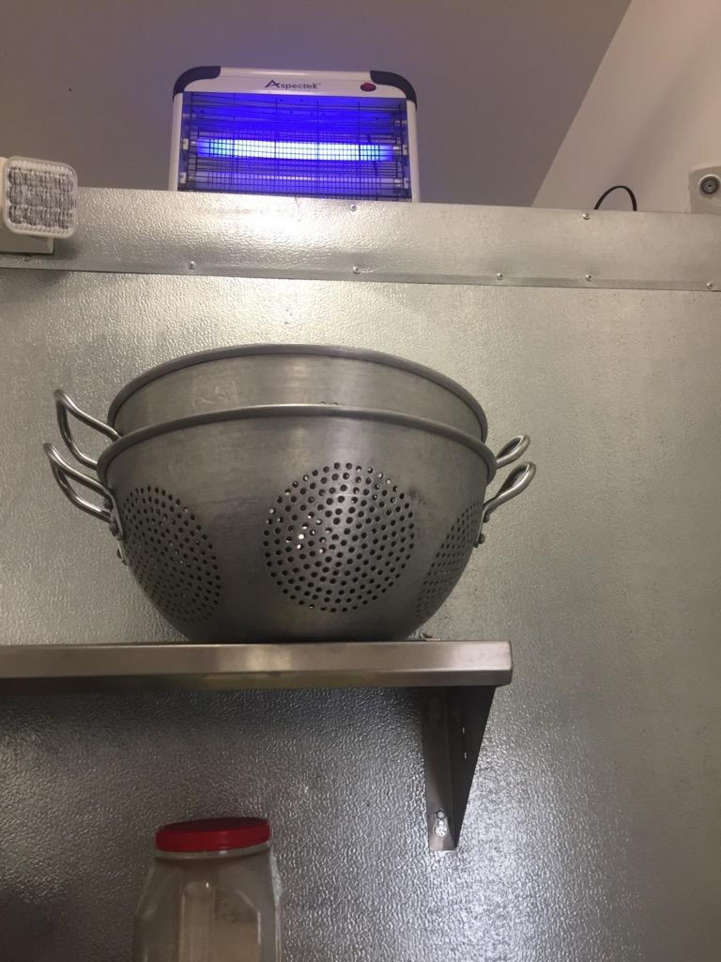 STAINLESS STEEL COMMERCIAL GRADE SIEVE