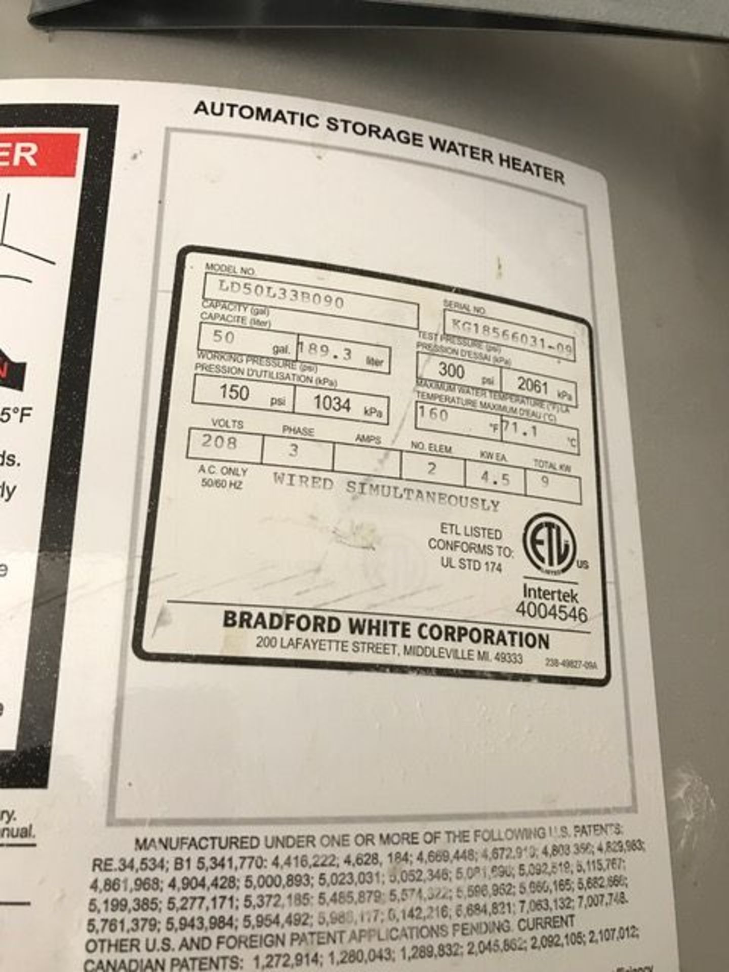 BEDFORD WHITE WATER HEATER - Image 2 of 2