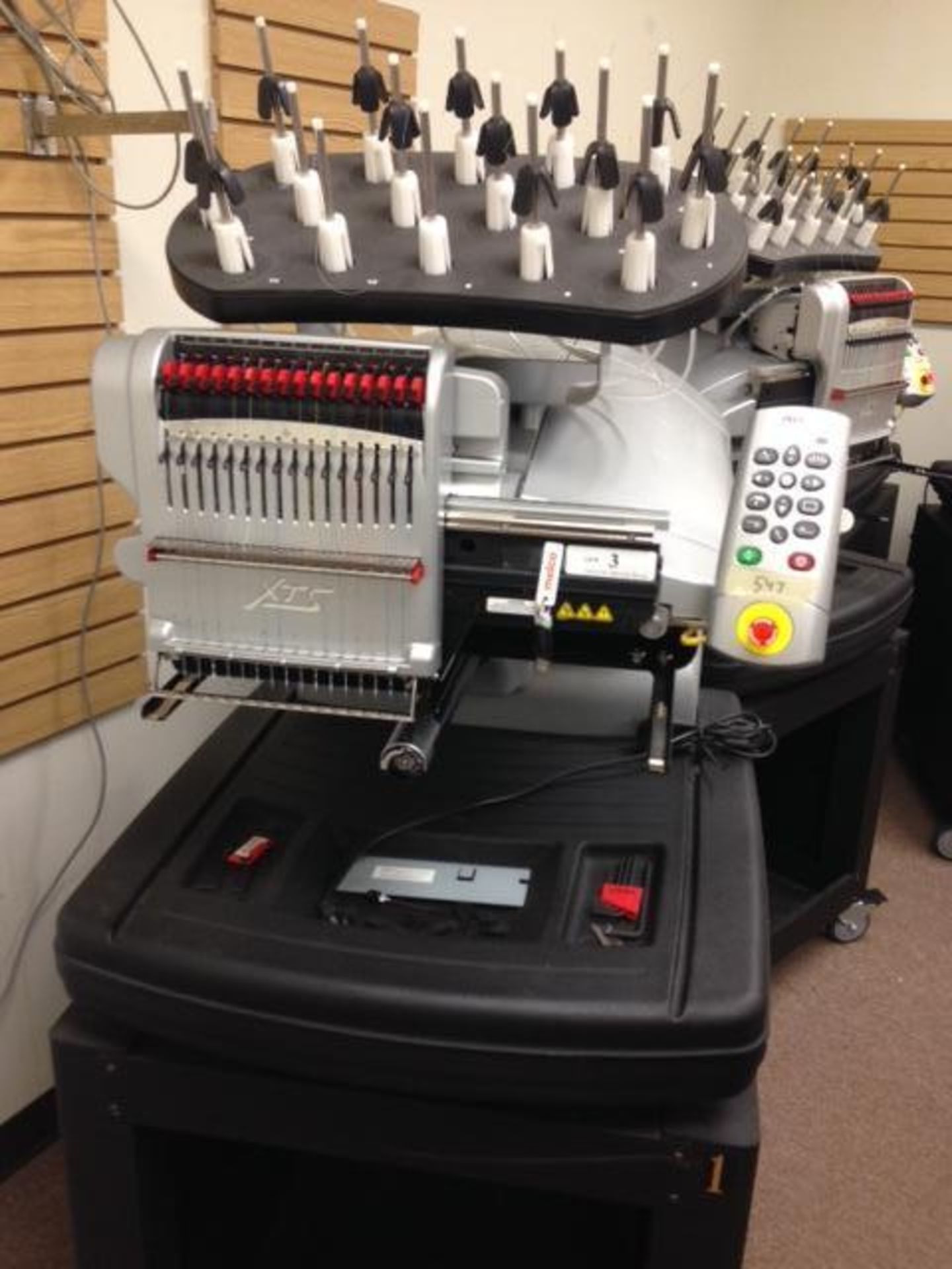 2013 MELCO AMAYA 16 COLOR XTS MDL SRR30000-10 EMBROIDERY MACHINE