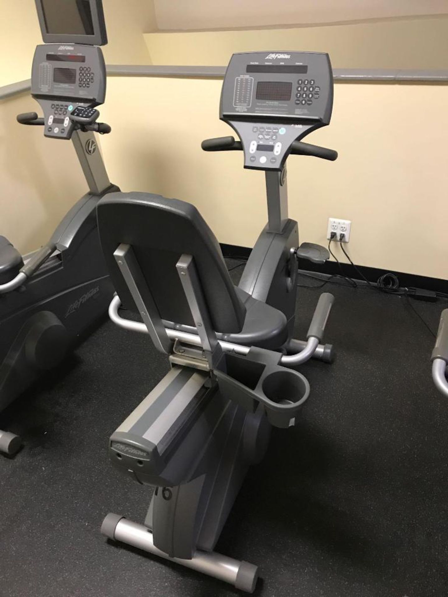 Life Fitness 95Ri Recumbent Exercise Bike