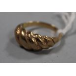 A GOLD ROPE DRESS RING