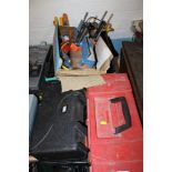 A BOXED ELECTRIC BELT SANDER TOGETHER WITH A QUANTITY OF ASSORTED TOOLS, ETC