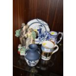 FIVE CERAMIC ITEMS TO INC A TWIN HANDLED NAVY WEDGWOOD JASPERWARE VASE