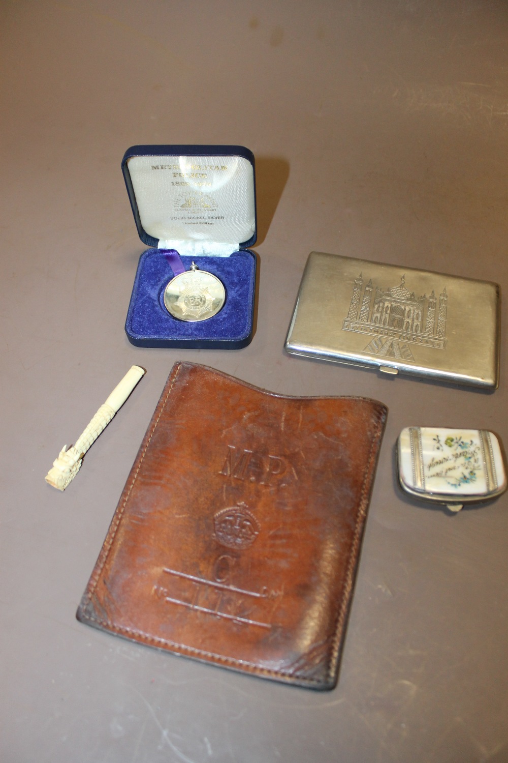 A SMALL QUANTITY OF COLLECTABLES TO INCLUDE A METROPOLITAN POLICE MEDAL? ETC