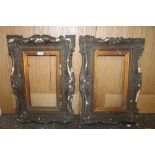 A PAIR OF ANTIQUE GILT PICTURE FRAMES, 47 x 66 cm (2)