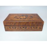 A TUNBRIDGE WARE JEWELLERY BOX, with floral and banded inlay, W 18.2 cm, D 11.5 cm, H 5 cm