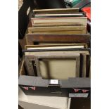 A BOX OF ASSORTED PICTURE FRAMES