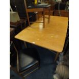 A RETRO TEAK 'G-PLAN' STYLE DINING TABLE & FIVE CHAIRS