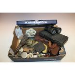 A BOX OF ASSORTED COLLECTABLES TO INCLUDE BINOCULARS, CAMERAS, TINS ETC