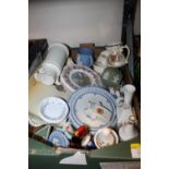 A TRAY OF CERAMICS TO INCLUDE A SELECTION OF WEDGEWOOD JASPERWARE, CRESTED WARE, ROYAL WORCESTER