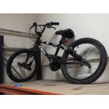 A BOYS ALLEY BMX BICYCLE