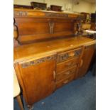 AN OAK 1920S / 1930S SIDEBOARD