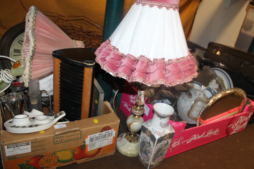 THREE TRAYS OF HOUSEHOLD SUNDRIES TO INCLUDE GLASSWARE, ETC