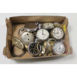 A TRAY OF POCKET WATCHES AND PARTS