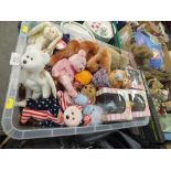 A TRAY OF TY BEANIE BABIES AND OTHER SOFT TOYS