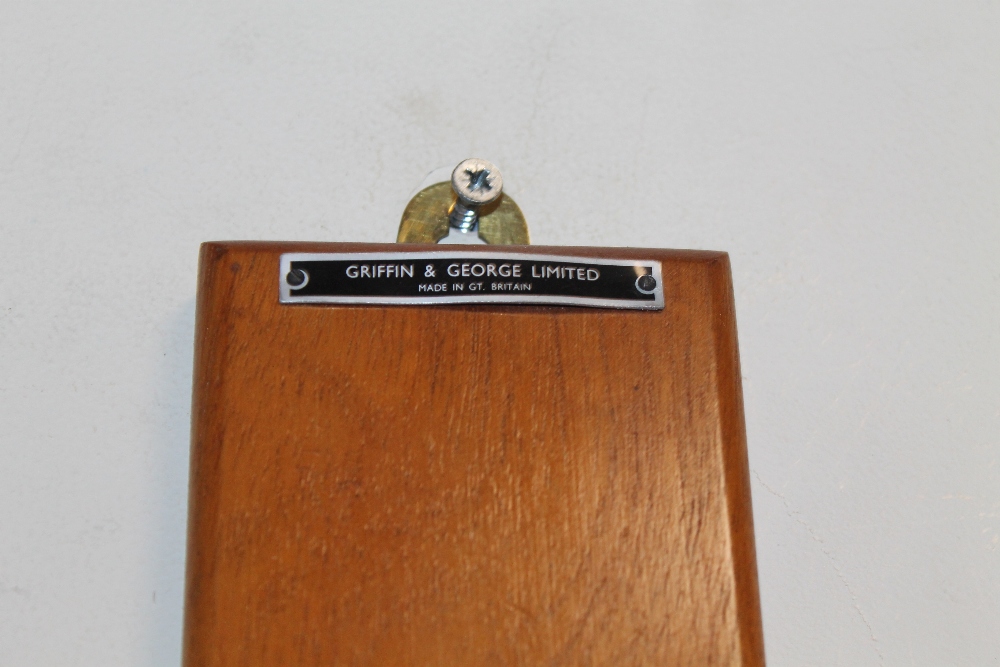 A WALL MOUNTED GRIFFIN AND GEORGE LTD. MERCURY BAROMETER AND THERMOMETER - Image 2 of 4