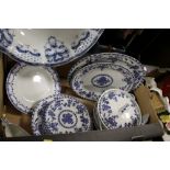 A TRAY OF BLUE AND WHITE CERAMICS TO INCLUDE DELFT