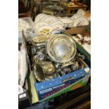 A TRAY OF ASSORTED METALWARE TO INCLUDE SILVER PLATE