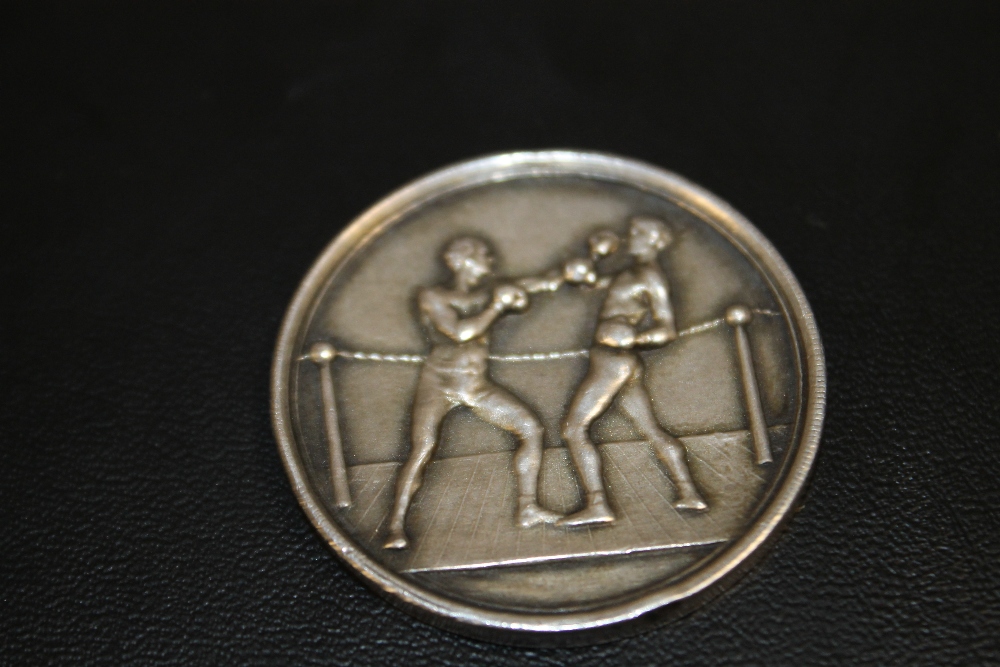 A HALLMARKED SILVER BOXING MEDAL AWARDED TO PVT VENABLES - 1922