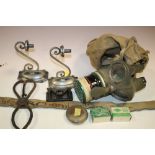 A BOX OF COLLECTABLES TO INCLUDE A MILITARY GAS MASK