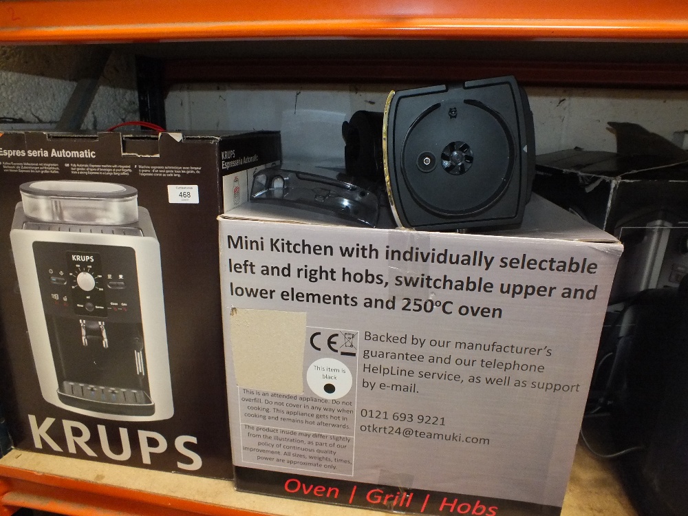 A QUANTITY OF HOUSEHOLD ELECTRICALS TO INCLUDE AN OVEN GRILL ETC