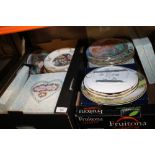 A LARGE QUANTITY OF MOSTLY ROYAL DOULTON COLLECTORS PLATES ( 2 TRAYS)