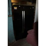 A DAEWOO AMERICAN STYLE FRIDGE FREEZER