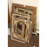 A QUANTITY OF ASSORTED PICTURE FRAMES