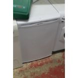 A HOTPOINT FRIDGE H/C