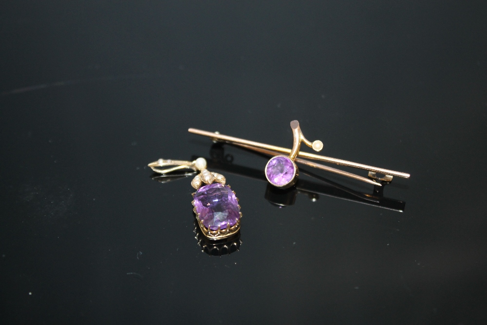 A 9CT AMETHYST BAR BROOCH IN THE FORM OF AN APPLE, together with an amethyst and seed pearl pendan - Image 2 of 2