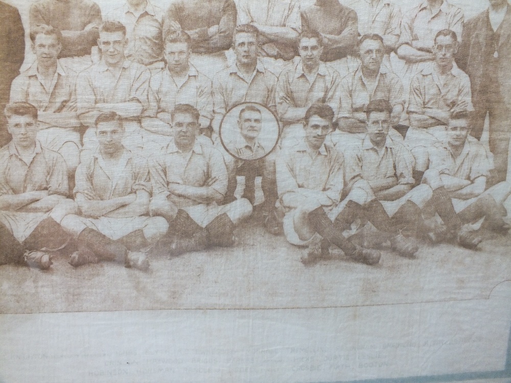 FOOTBALL INTEREST - BIRMINGHAM CITY F.C. 1931 F.A. CUP FINALISTS HANDKERCHIEF, framed and glazed, 4 - Image 7 of 8