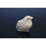 A NOVELTY BRASS VESTA CASE IN THE FORM OF A BIRD, H 4.25 cm