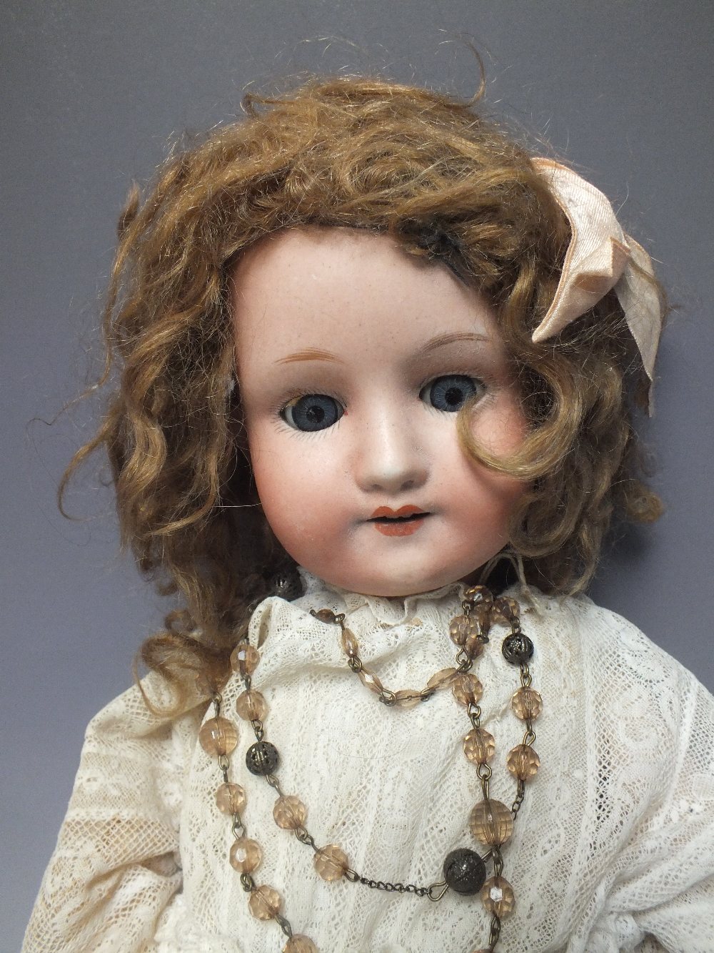 A WITSCH NO 201 GERMAN BISQUE HEADED DOLL, impressed marks to back of head, sleeping eyes, composi - Bild 4 aus 6