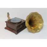 A TABLE TOP HORN GRAMOPHONE A/F, wooden base with brass horn