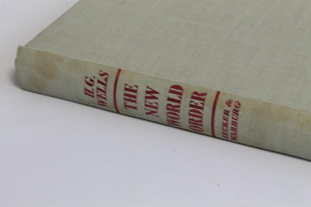 H. G. WELLS - 'THE NEW WORLD ORDER', Secker and Warburg, 1940, first edition with dust jacket signe - Image 6 of 9