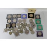 A QUANTITY OF COMMEMORATIVE CROWNS, to include 1935, and 1953, two £5 coins, and a quantity of pre