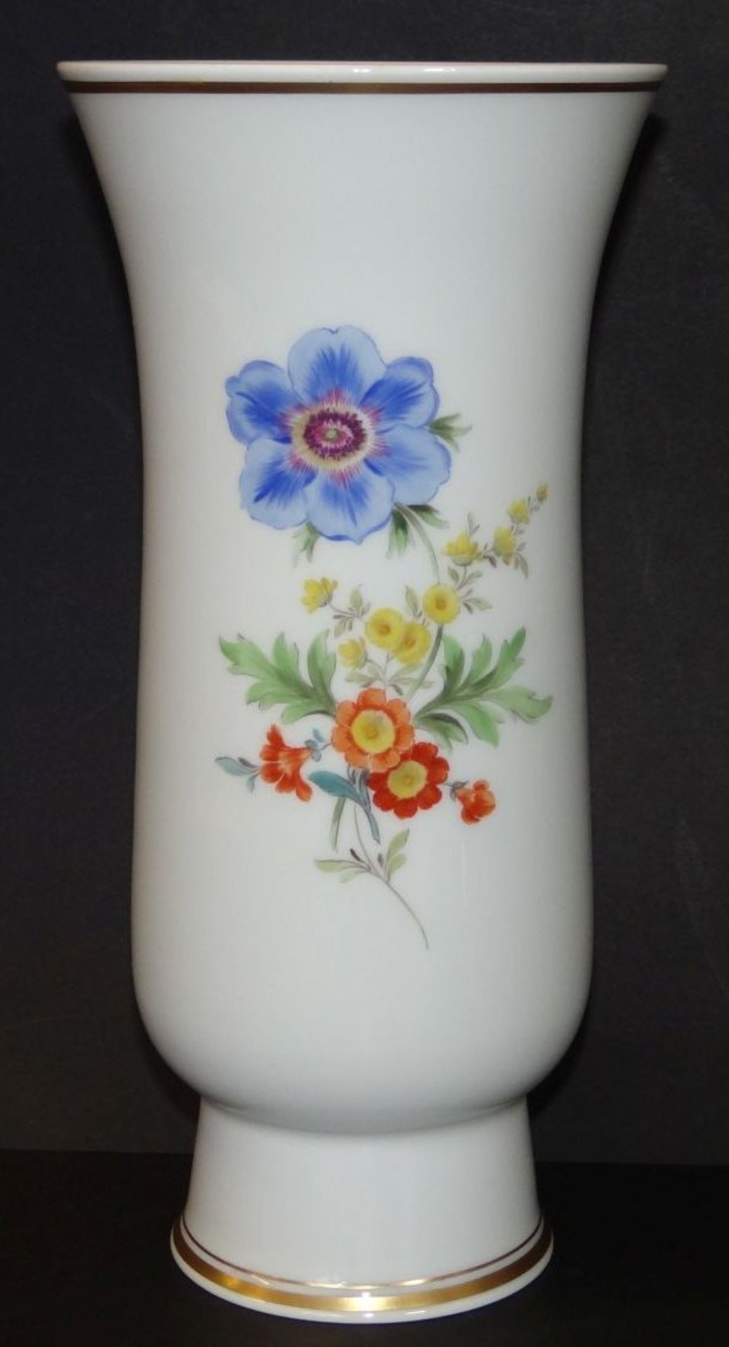 Vase "Meissen" bunte Blumen, Schwertermarke, H-23,5 cm