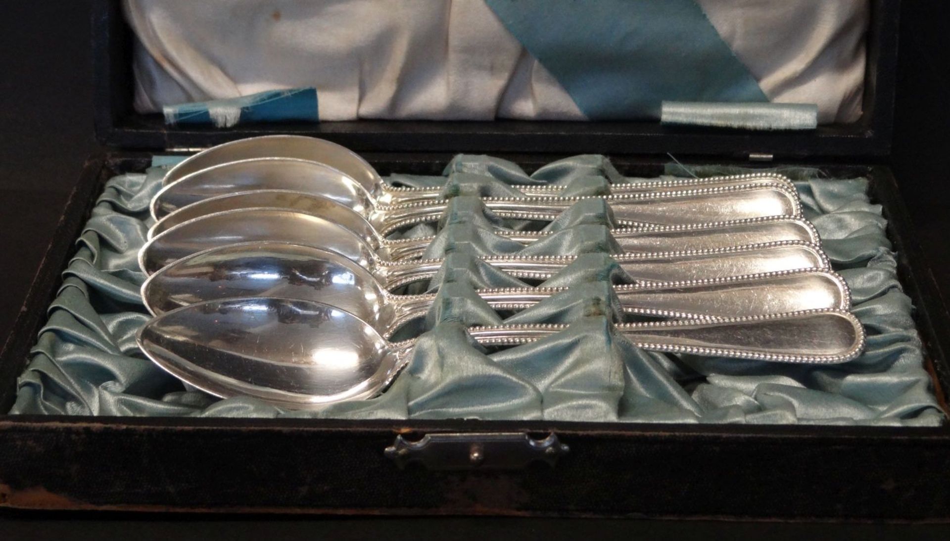 6 Kaffeelöffel, Silber-800-, in Kasten, L-13 cm, zus.105,6 g