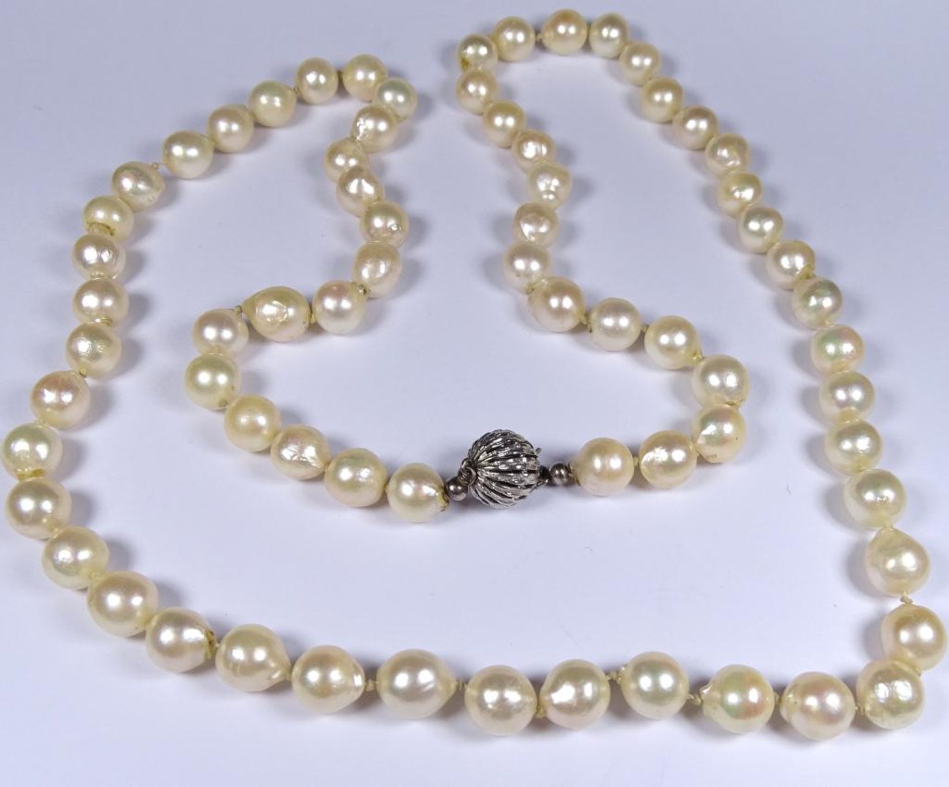 Lange Perlenkette mit WG Schliesse -585-,L- 74cm,Perlen d-8,2-8,8mm