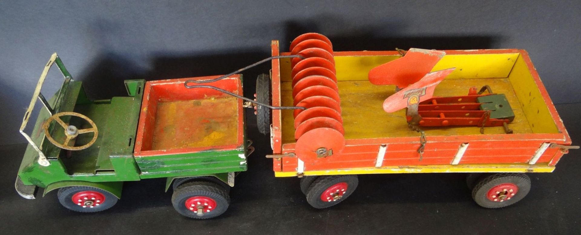 Steiff Unimog mit Anhänger, Holz/Kunststoff, bespielte Erhaltun - Bild 3 aus 6