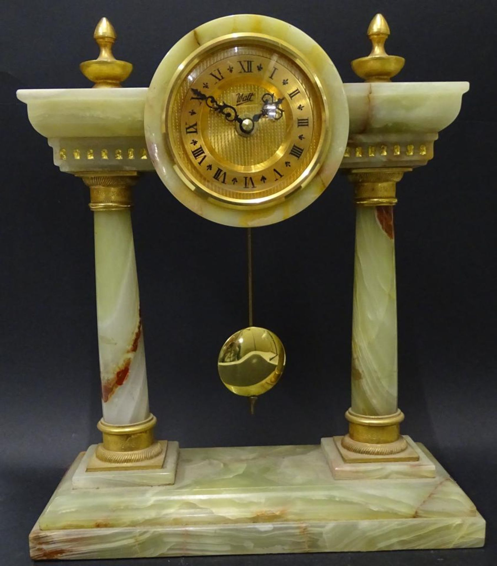 Portal-Uhr "Walt", Onyxgehäuse, H-32 cm, B-26 cm, Funktion nicht geprü