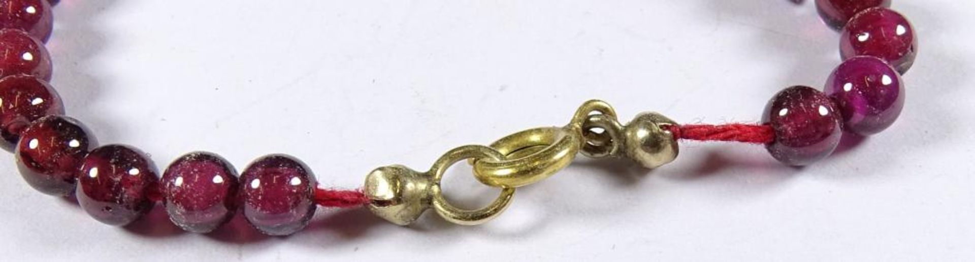 Kugelförmige Rubin Halskette,L- 48cm, 15,9gr - Bild 2 aus 3