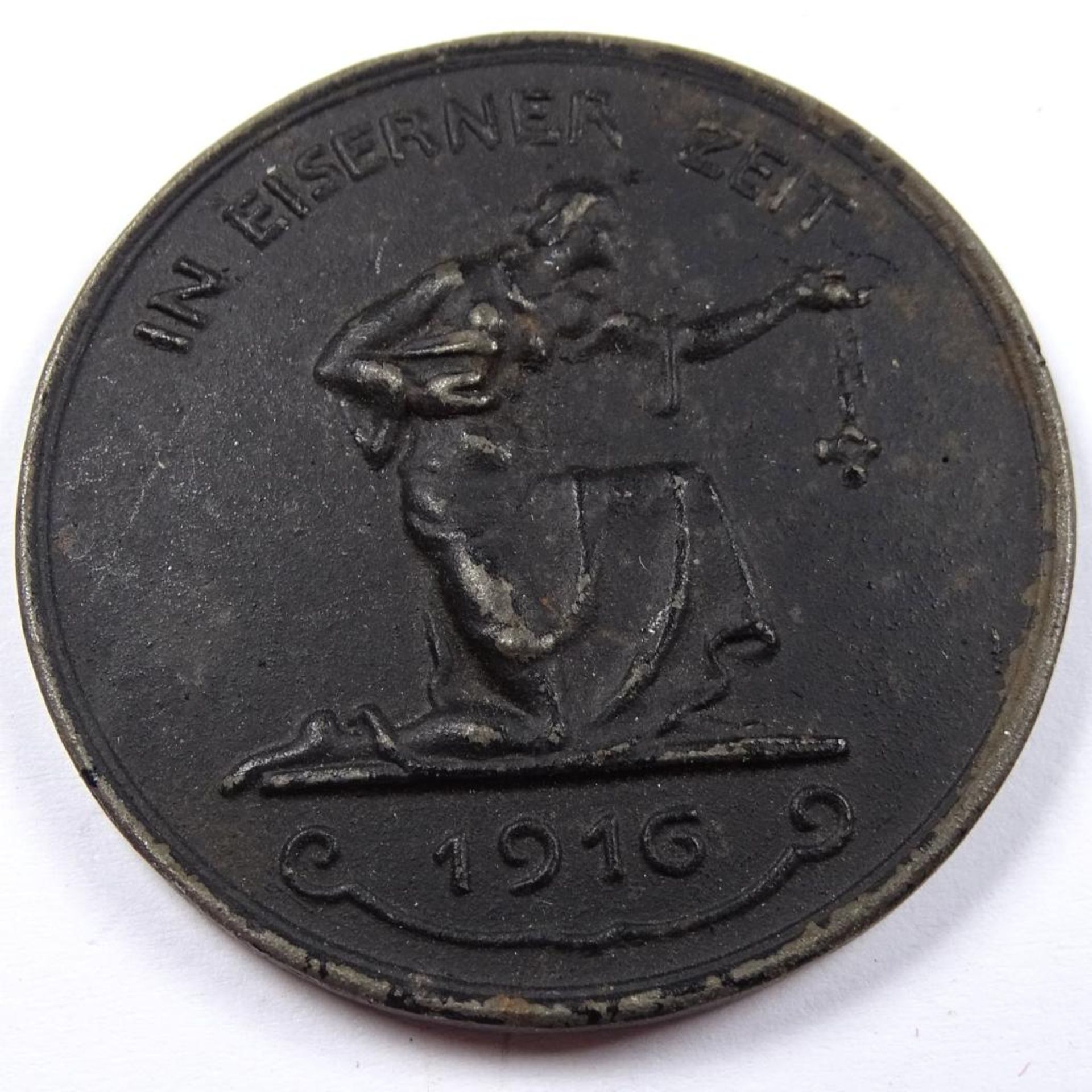 Medaille " In Eiserner Zeit 1916 ""Gold gab ich zur Wehr Eisen nahm ich zur Ehr"