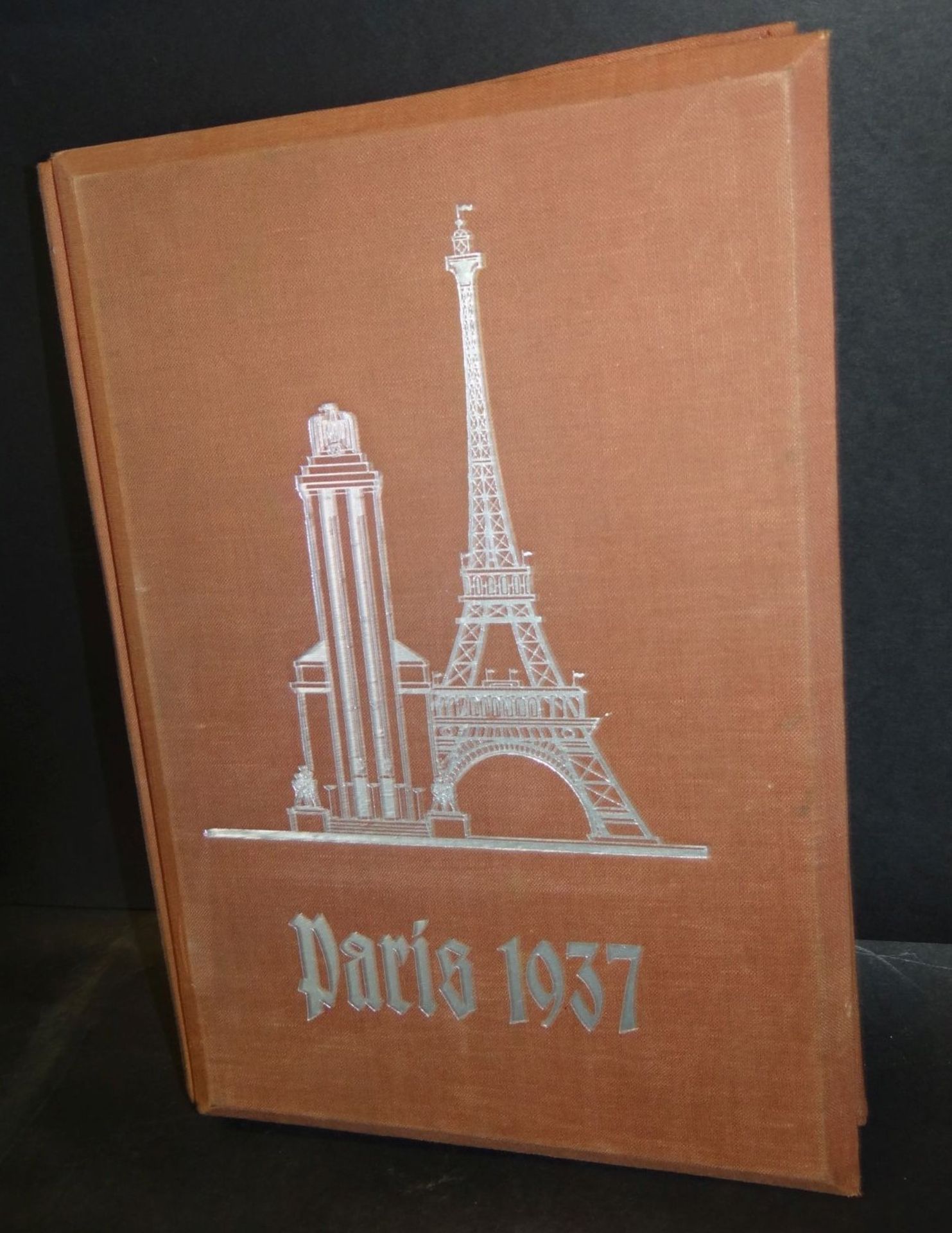 Raumbild-Album "Paris 1937" mit 100 Fotos von H. Hoffmann, Bildberichterstatter der NSDAP, mit einer
