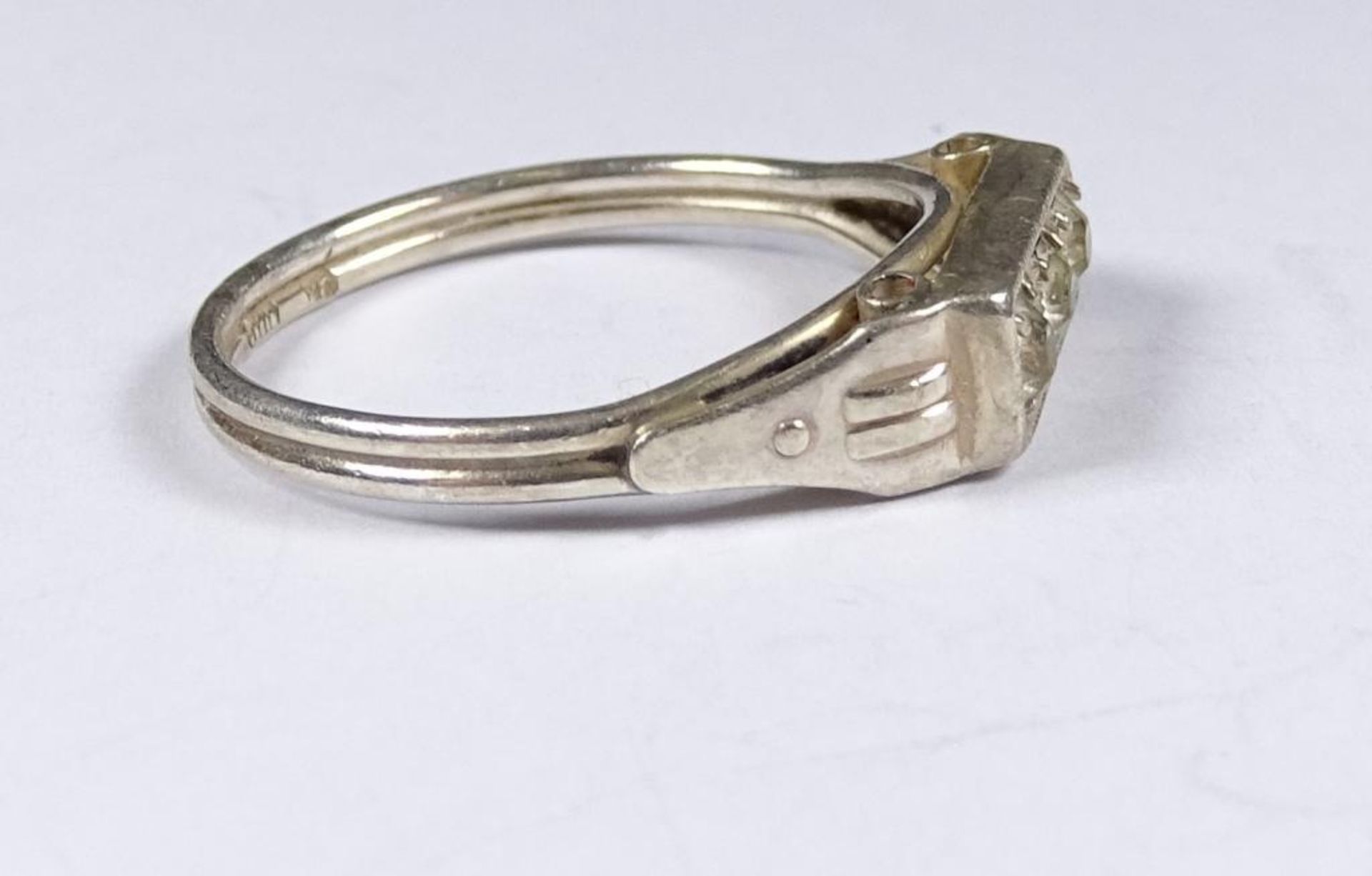 Ring,Silber -800-, mit drei klaren Steinen, 2,3gr., RG 59 - Bild 2 aus 3