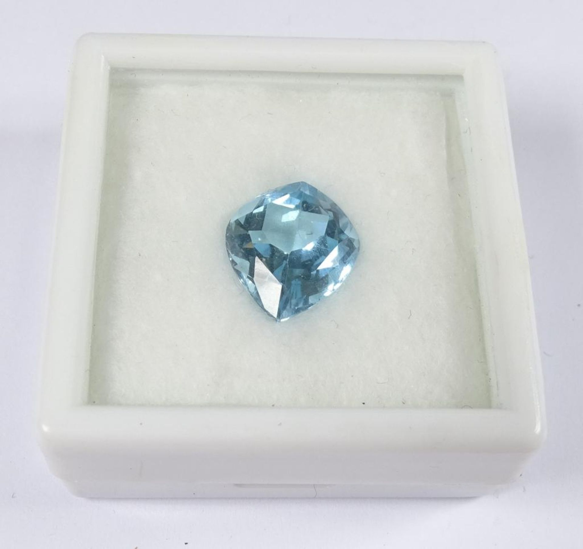 Aquamarin,facettiert,13x11mm, 1,5gr.