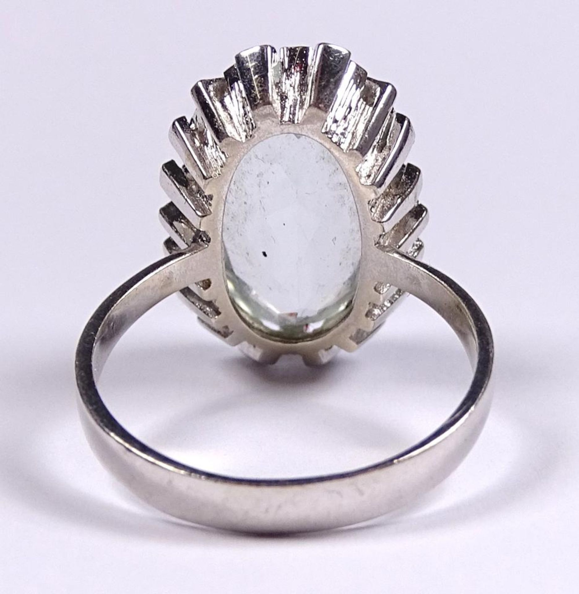 WG-Ring 585/000 mit einem hellblauem Stein, 6,2gr., RG 57 , Kopf 2,1x1,4cm - Bild 3 aus 3