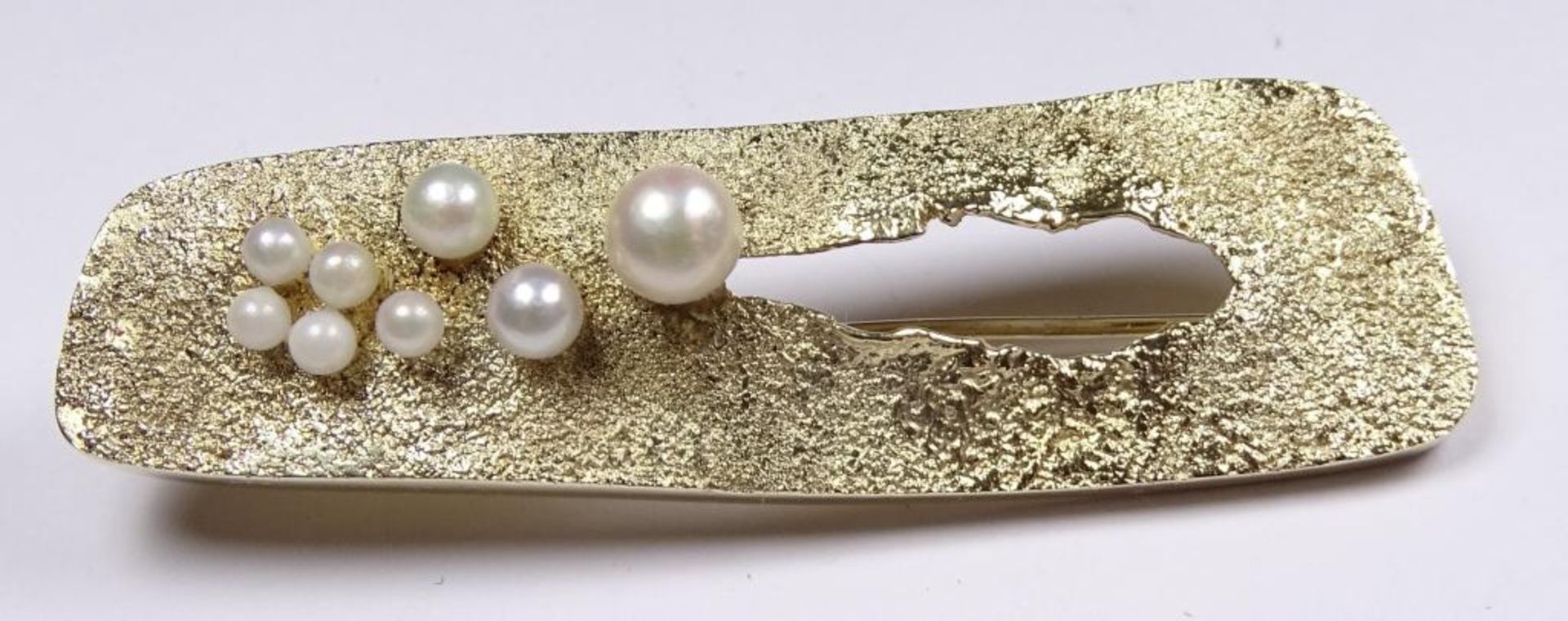 Goldbrosche -585-, mit Perlen,Handarbeit,L-6,0cm, 10,4gr.