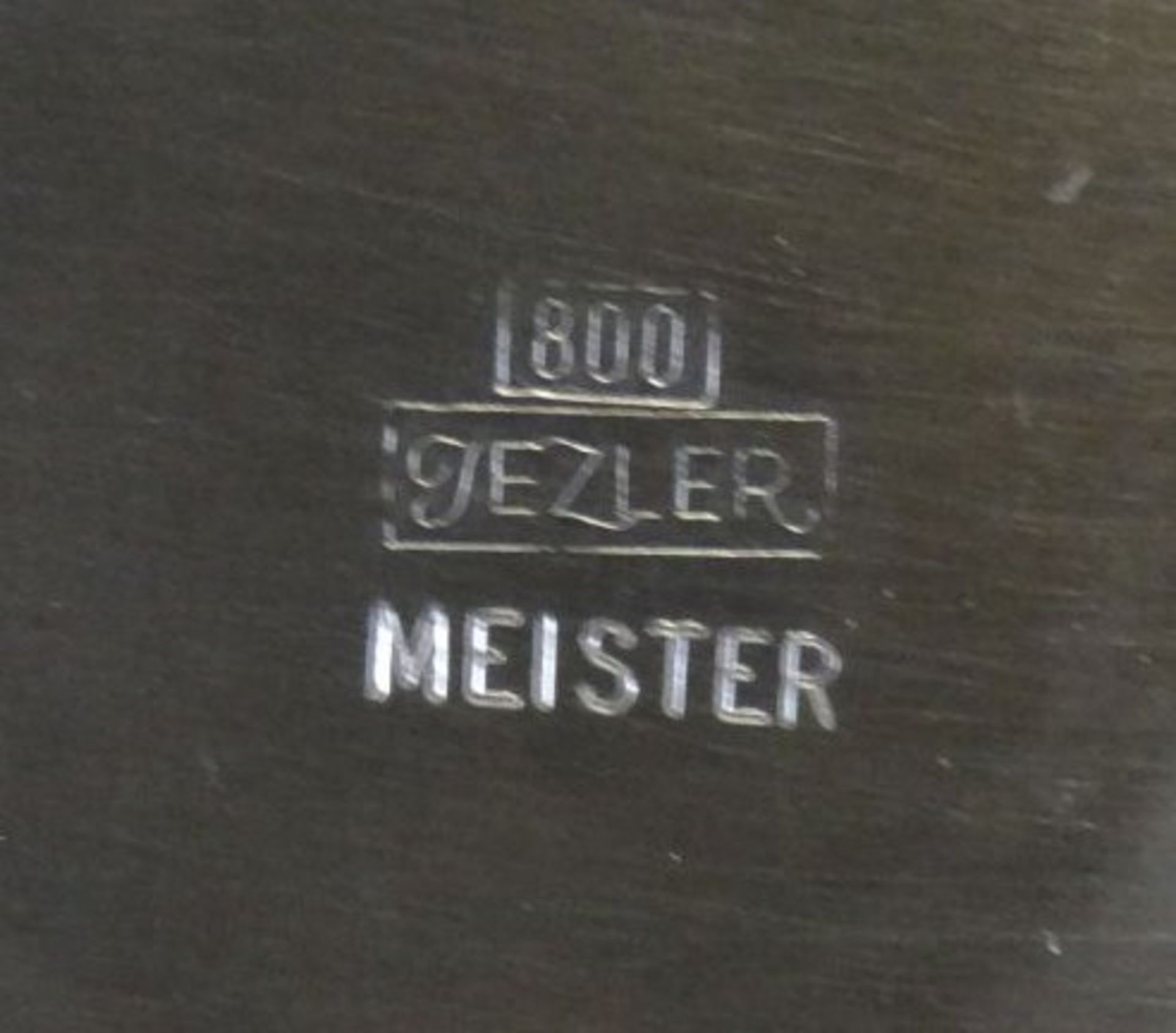 12x Silber-800- Platzteller, Handarbeit mit Ziermonogramm HS, D-28 cm, zusammen ca. 6 kg., gut - Bild 5 aus 5