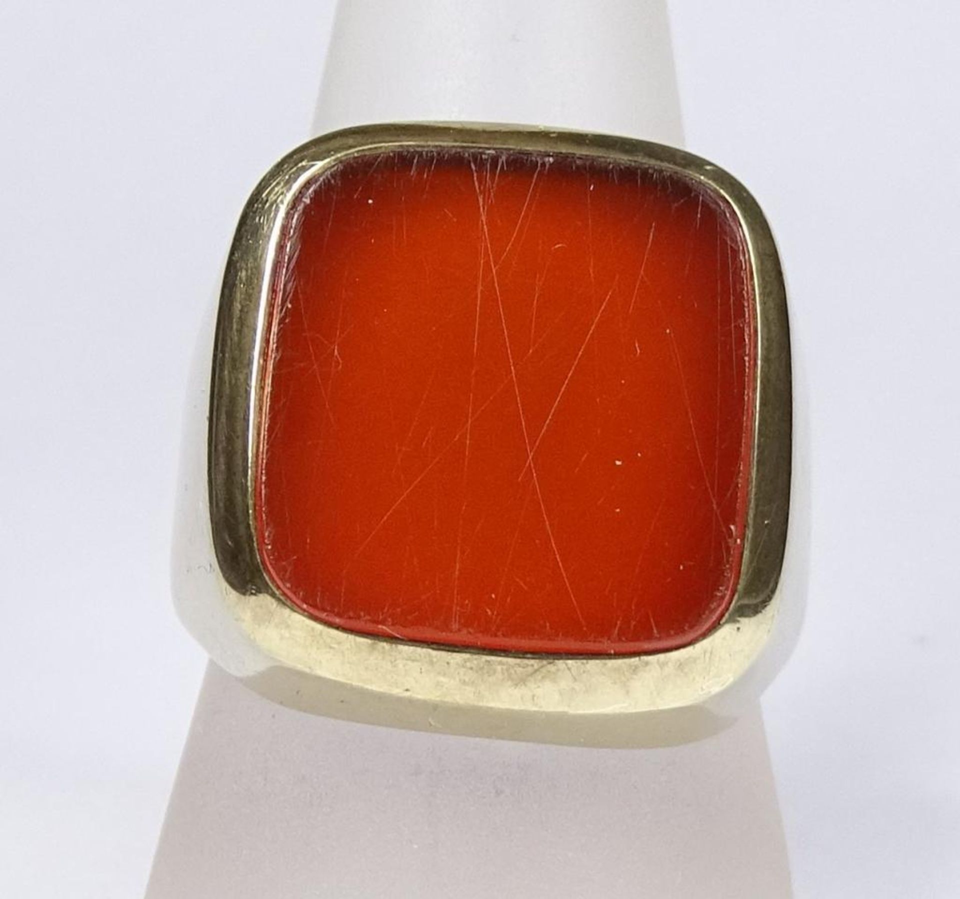 Goldring -333-, wohl Carneol, 7,2gr., Ring beschädigt